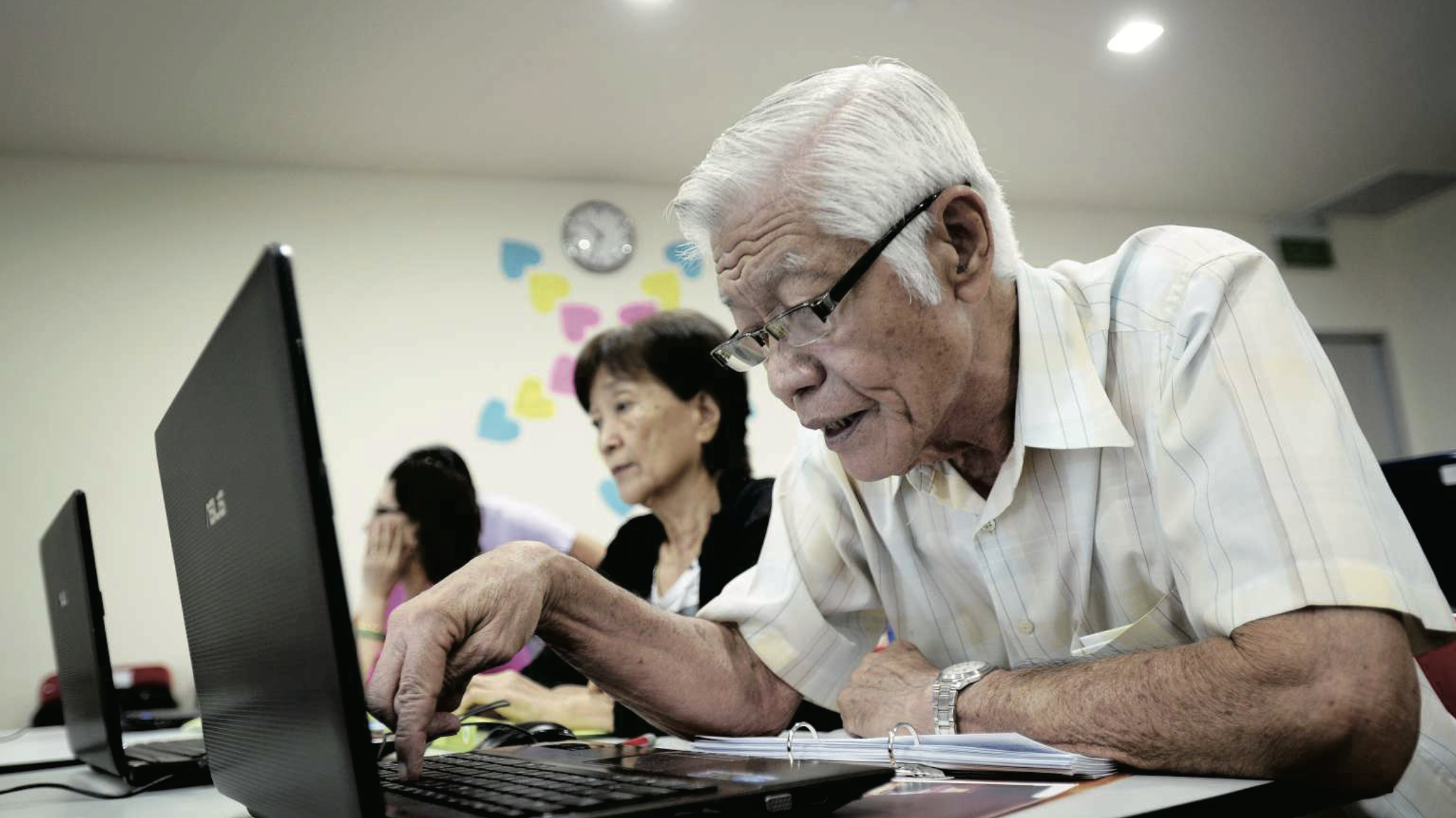 President announces the Middle-Aged and Elderly Employment Promotion Act on December 4, 2019, marking a new milestone for workforce development