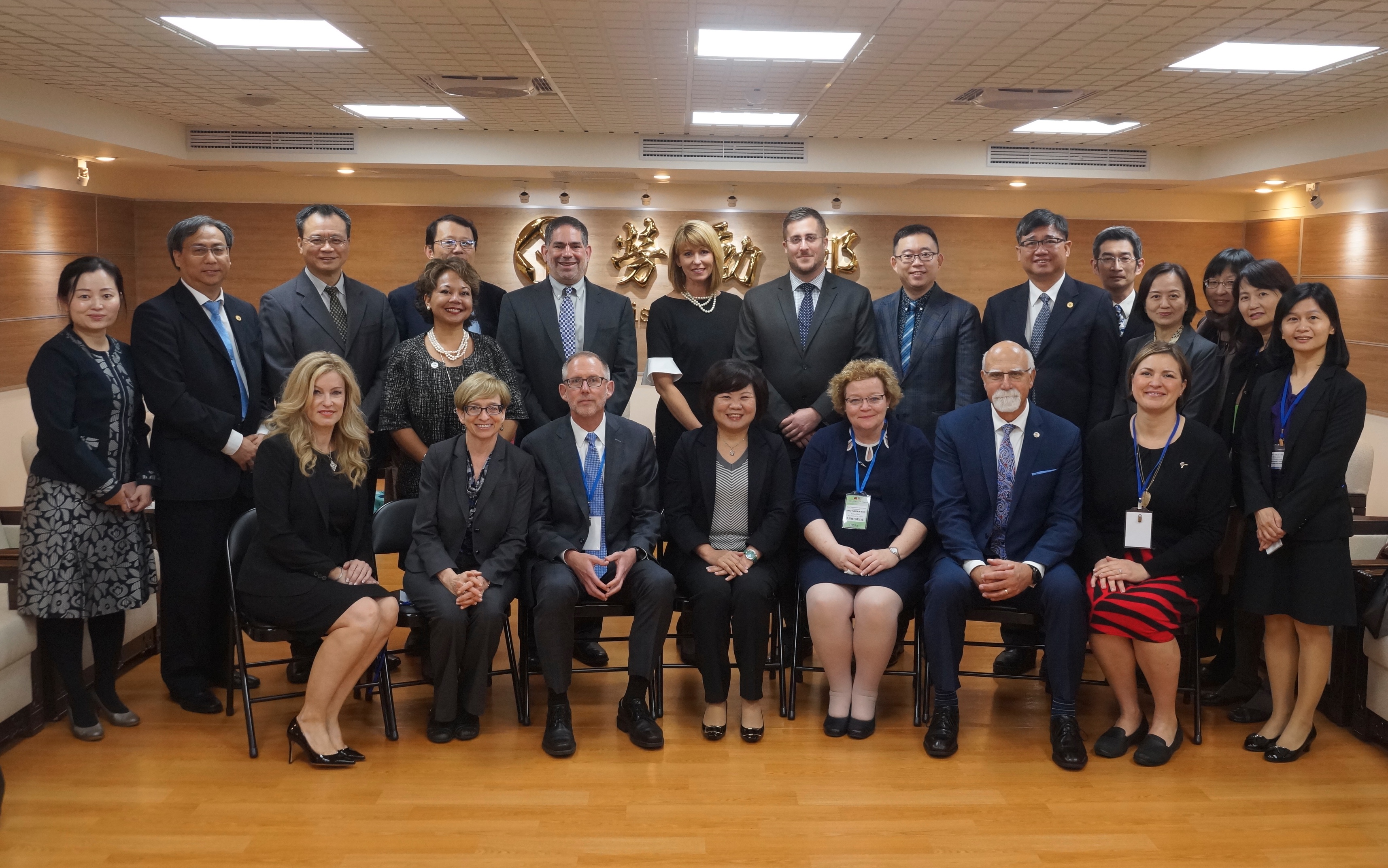 U.S. federal and state labor executives visit Taiwan and the Ministry of Labor